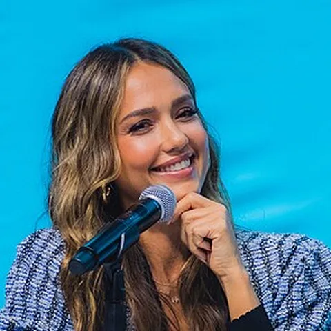 Jessica Alba